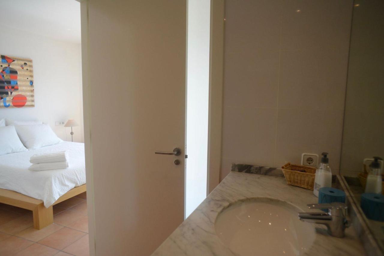 Beachfront Duplex With Terrace And Sea Views - Cadaqués Εξωτερικό φωτογραφία