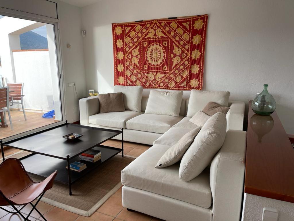 Beachfront Duplex With Terrace And Sea Views - Cadaqués Εξωτερικό φωτογραφία